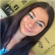 Professeure de français de l’école primaire jusqu’au collège